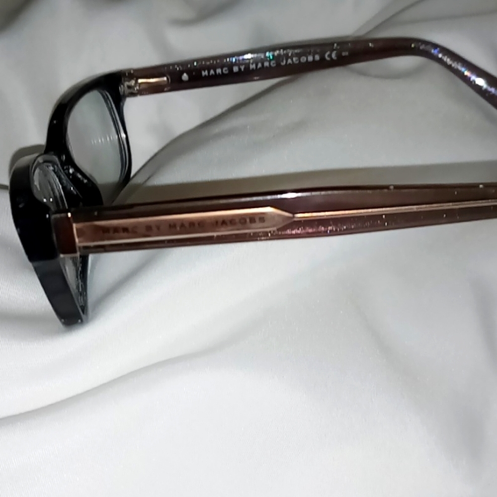 MARC BY MARC JACOBS FRAMES